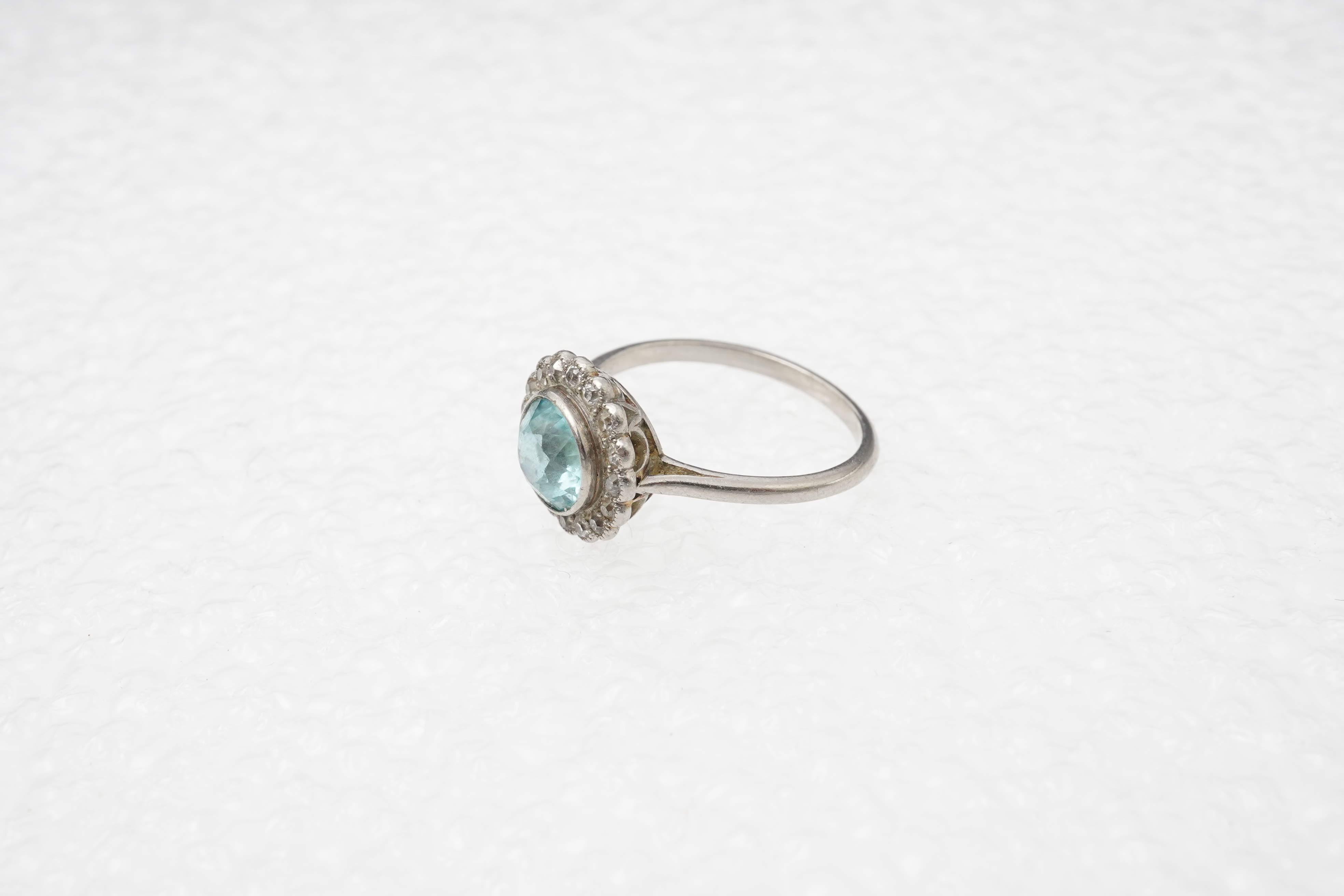 A Zircon and diamond cluster ring, early 20th century